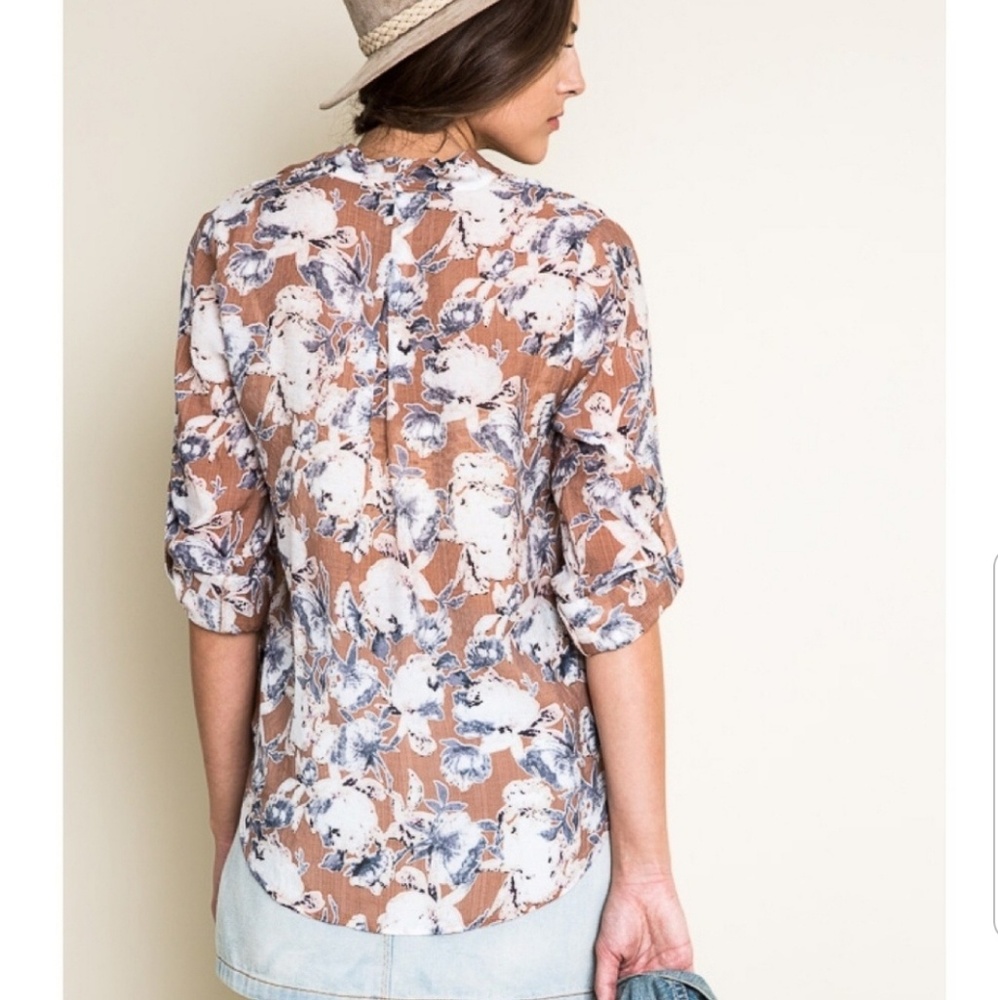 CLAIRE FLORAL FAUX WRAP TOP - Picture 3 of 8